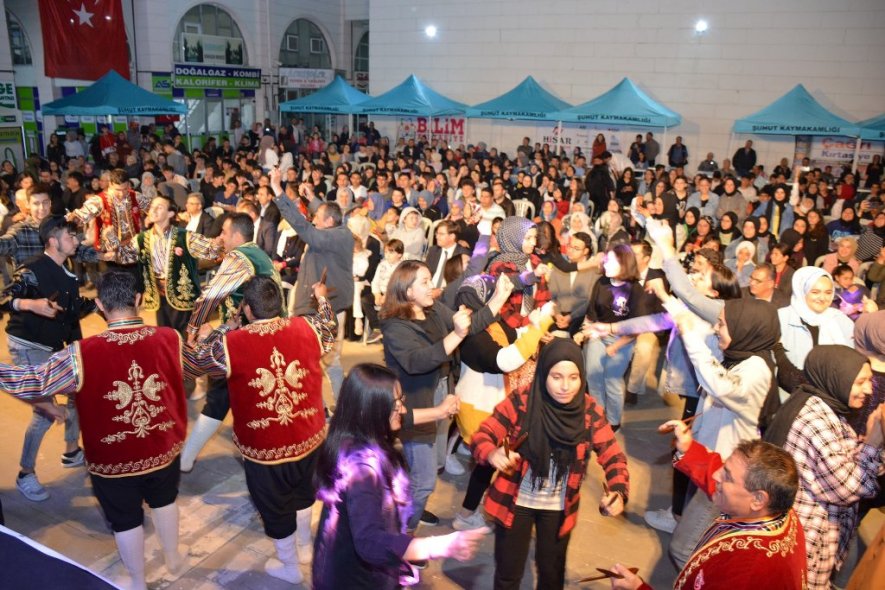 Şuhutlular Yaren Gecesinde Buluştu.