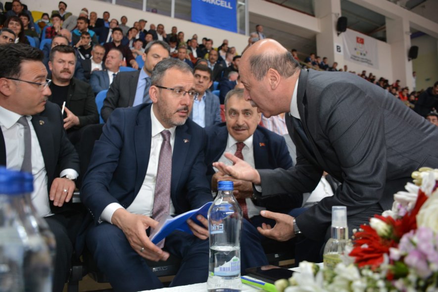 BAŞKAN BOZKURT BAKAN KASAPOĞLU İLE GÖRÜŞTÜ