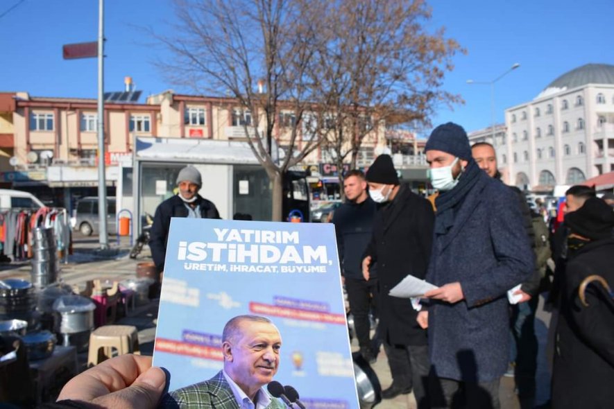 Başkan Bozkurt İlçe Esnafını Ziyaret Ederek Yeni Ekonomi Modelini Anlattı