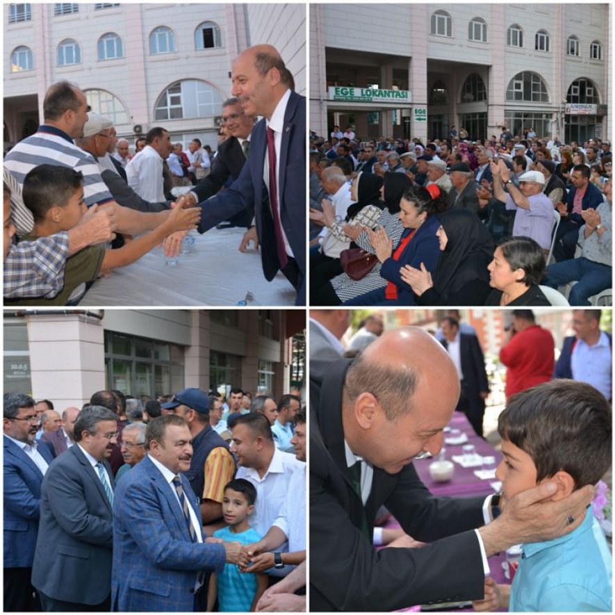 Şuhut'ta Resmi Bayramlaşma Töreni