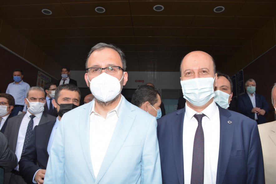 Başkan Bozkurt'tan Yeni Kapalı Spor Salonu Müjdesi!