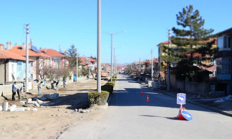 TRAFİK İŞARETLERİNE UYUN