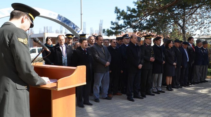 ‘KİM BU CENNET VATANIN UĞRUNA OLMAZ Kİ FEDA’