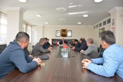 İlçemiz merkezinde hizmet veren değerli muhtarlarımızla bir araya geldik.