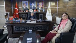 SOSYAL HİZMET MERKEZİ MÜDÜRÜ TEZCAN’DAN BAŞKAN ÖZAŞKIN’A ZİYARET