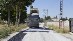 ŞUHUT’TA 10 MİLYON TL’LİK SATHİ KAPLAMA ÇALIŞMASI BAŞLADI