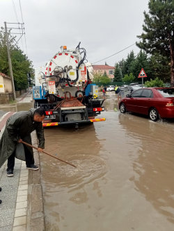 ŞUHUT’TA YAĞMUR ALARMI: EKİPLERİMİZ SAHADAYDI