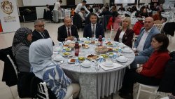 ŞUHUT BELEDİYESİ PERSONEL İFTARINDA BİRLİK VE HİZMET VURGUSU