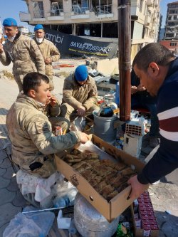 Şuhut Tek Yürek Oldu