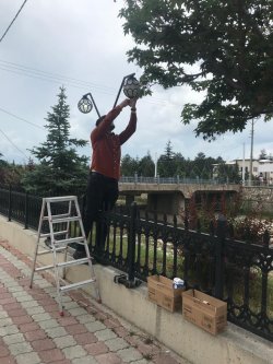 İlçemizde Aydınlatma Lambalarının Bakımları Gerçeleştiriliyor.