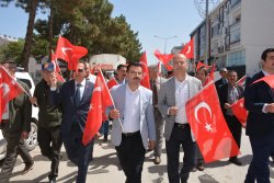 Başkan Bozkurt İlçemiz Şuhut'ta Düzenlenen Gençlik Yürüyüşüne Katıldı.