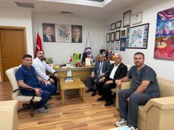 BAŞKAN ÖZAŞKIN, KAZADA YARALANAN VATANDAŞLARIMIZI HASTANEDE ZİYARET ETTİ