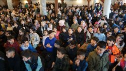 ŞUHUT’TA TERAVİH COŞKUSU HEDİYELERLE TAÇLANDI