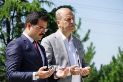 Başkan Bozkurt 15 Temmuz Demokrasi ve Milli Birlik Günü Etkinlikleri Kapsamında Şehitlerimizi ziyarette bulundu.