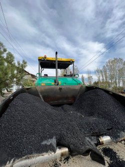 ŞUHUT’TA ASFALT ÇALIŞMALARI HIZLANDI