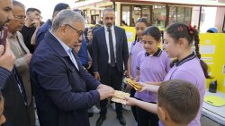 BAŞKAN ÖZAŞKIN, BİLİM ŞENLİĞİ’NİN AÇILIŞINA KATILDI