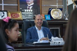 Başkan Bozkurt; Nazik ziyaretleri için Cumhuriyet İlkokulu öğrenci ve öğretmenlerimize teşekkür ederim.