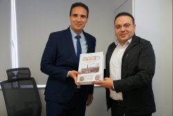 Ak Parti Şuhut İlçe Başkanı Harun Korkmaz ve İlçe Yönetim Kurulu Üyemiz Yusuf Kılınç İle Birlikte, Şuhut Ziraat Bankası Şube Müdürlüğüne Atanan Yüksel Köse'ye Hayırlı Olsun Ziyaretinde Bulunduk.