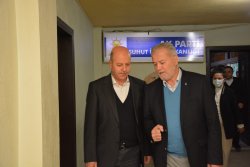 AK Parti Genel Merkez Ege Bölge Koordinatörü Dr. Mehmet Nil Hıdır, İl Başkan Yardımcımız Selcen Hıdıroğlu İlçemize Ziyaretleri