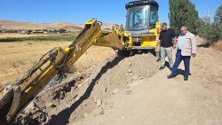 BAŞKAN ÖZAŞKIN, DOĞALGAZ ÇALIŞMALARINI İNCELEDİ