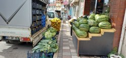 ZABITA EKİPLERİMİZ KALDIRIM İŞGALLERİNE TAVİZ VERMİYOR
