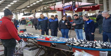 KAPALI PAZARYERİNDE GIDA GÜVENLİĞİ DENETİMİ YAPILDI