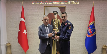BAŞKAN ÖZAŞKIN’DAN İL JANDARMA KOMUTANI KAYA’YA ZİYARET