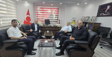 BAŞKAN ÖZAŞKIN’DAN GÖMÜ BELEDİYESİ’NE ZİYARET