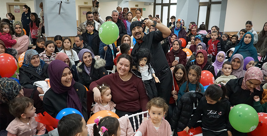 ŞUHUT’TA ÇOCUK ŞENLİĞİ COŞKUSU