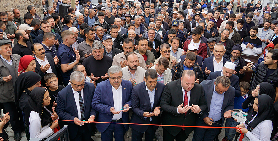BAŞKAN ÖZAŞKIN BAŞÖREN KÖYÜ CAMİİ AÇILIŞ TÖRENİNE KATILDI